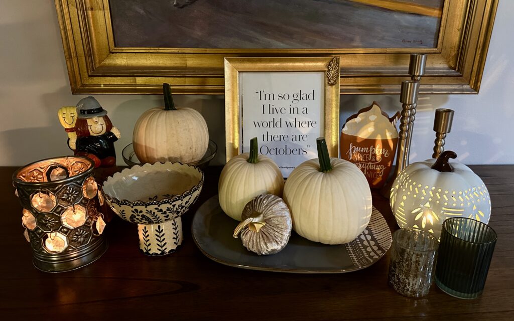 This is a photo of a fall table display featuring Kat's homegrown pumpkins.