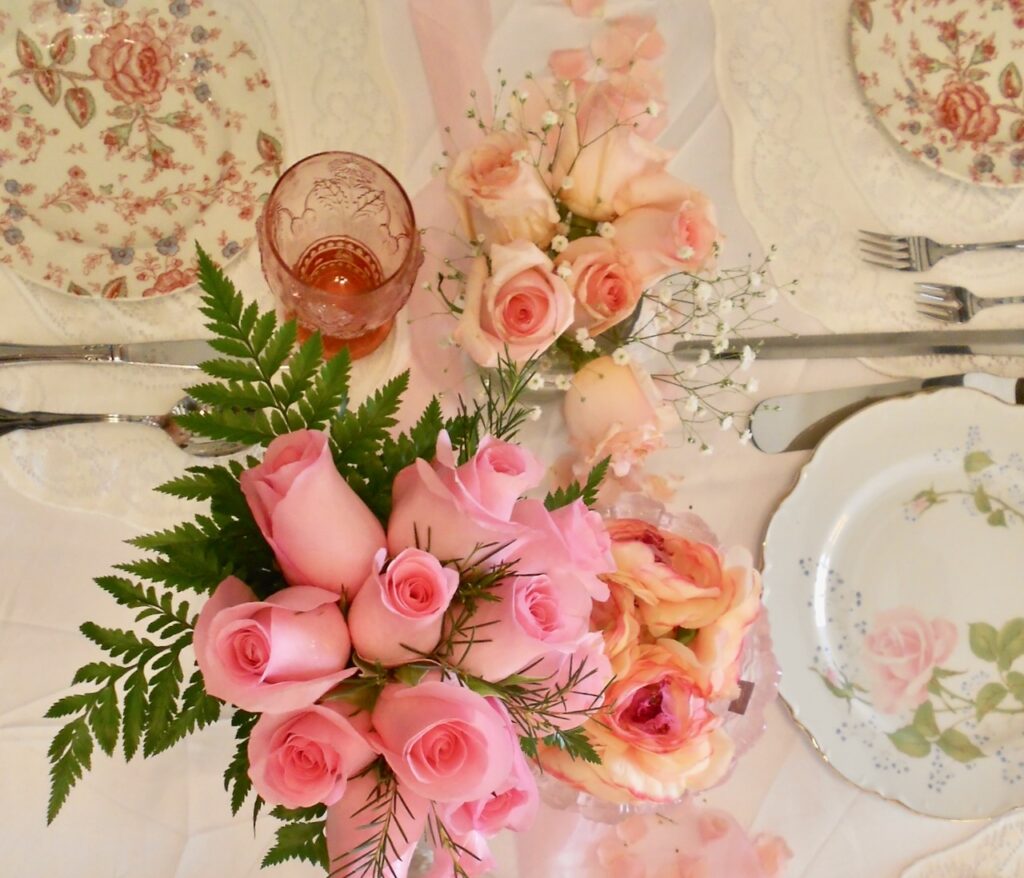 This is a pretty place-setting for thanksgiving and family.